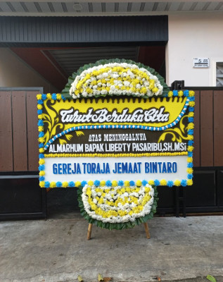 Papan Bunga Duka di Cilopang
