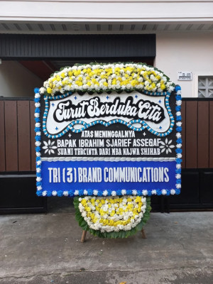 Papan Bunga Duka di Cilopang